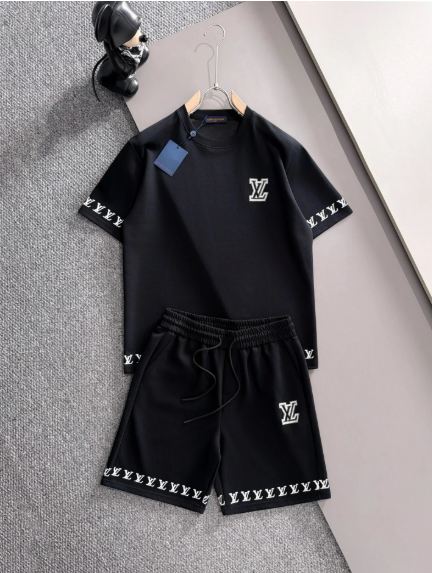 Louis Vuitton Men's 