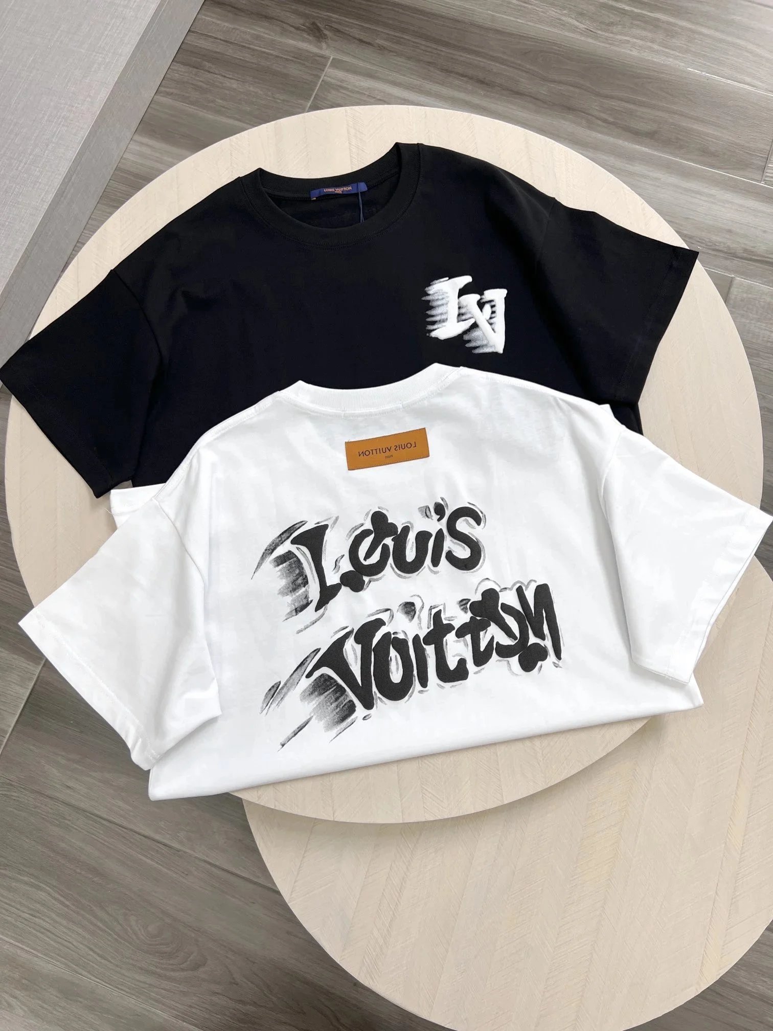Louis Vuitton Black and White Graphic T-Shirt Set