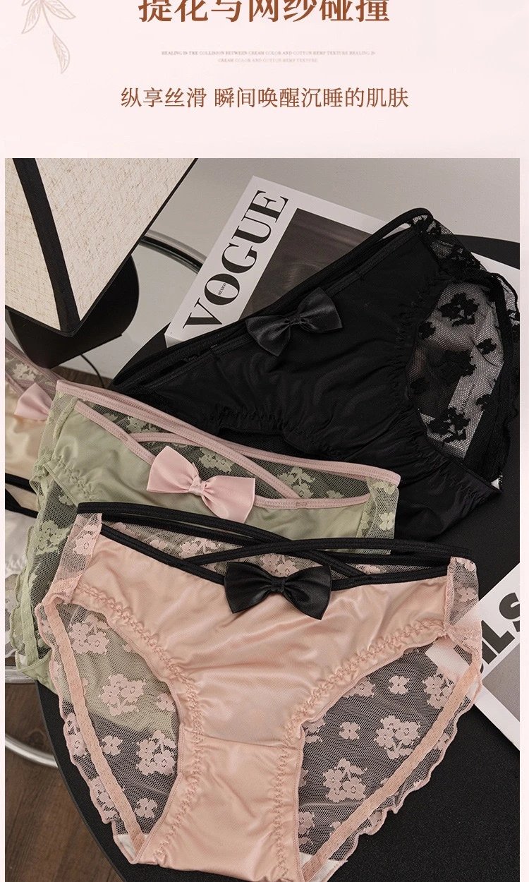 Lace Bow Black and B