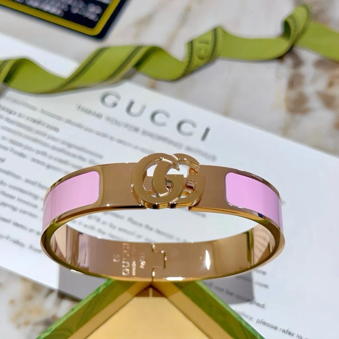 Gucci Pink Enamel Ba
