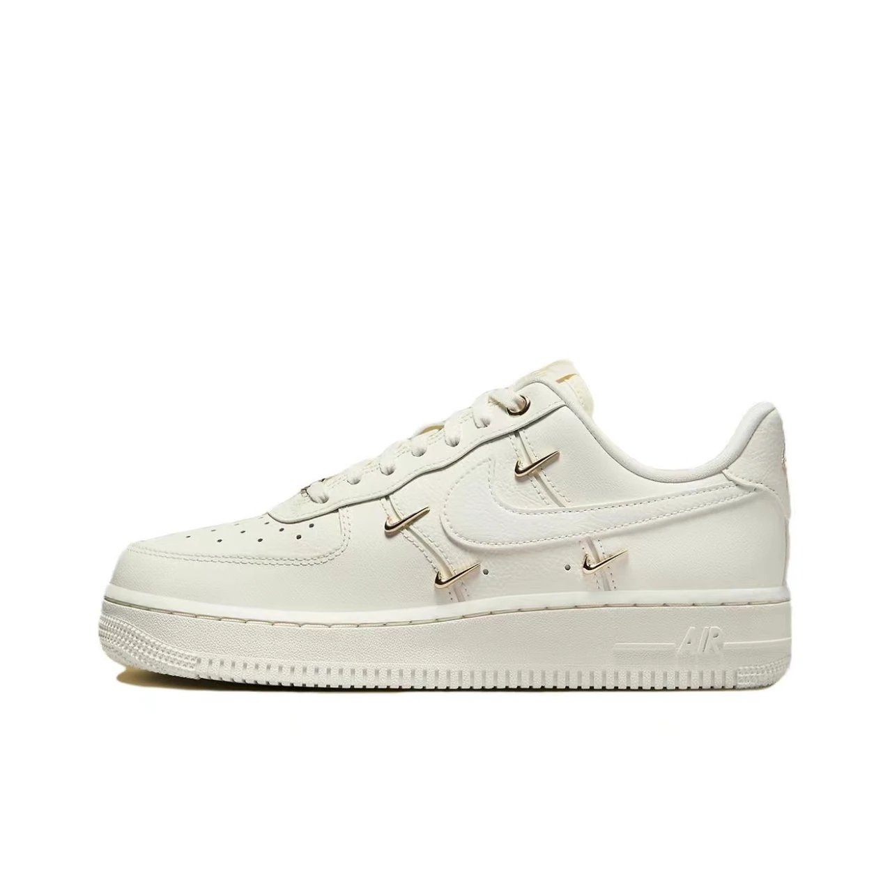 Nike White Air Force 1 Sneakers